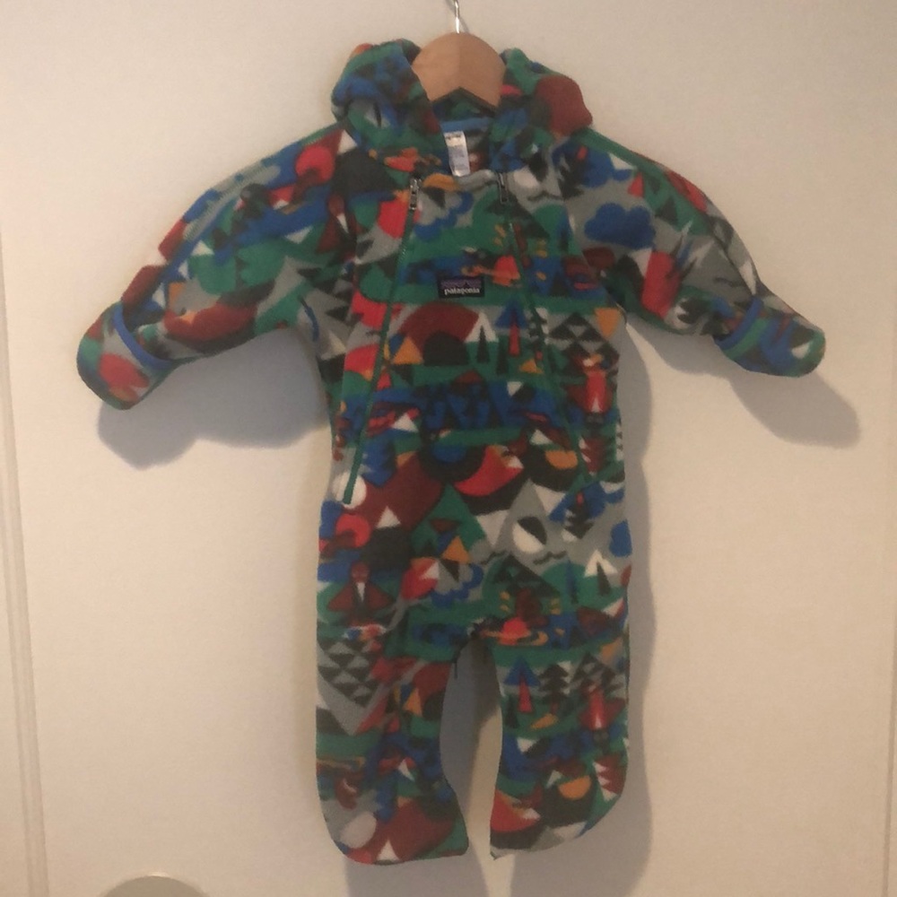 Patagonia fleece bunting